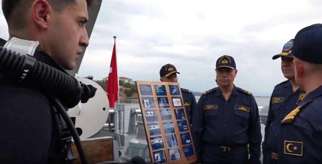 Genelkurmay Başkanı Gürak, deniz kuvvetleri unsurlarını denetledi - Resim: 10